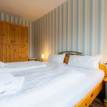 4 Steuerbordkajuete Id 480 Appartement *